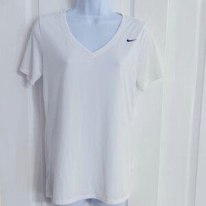 Nike Women's Classic White V-Neck Tee